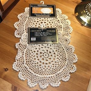 NWT Set of Vintage Style Crochet Doilies Cream Lace